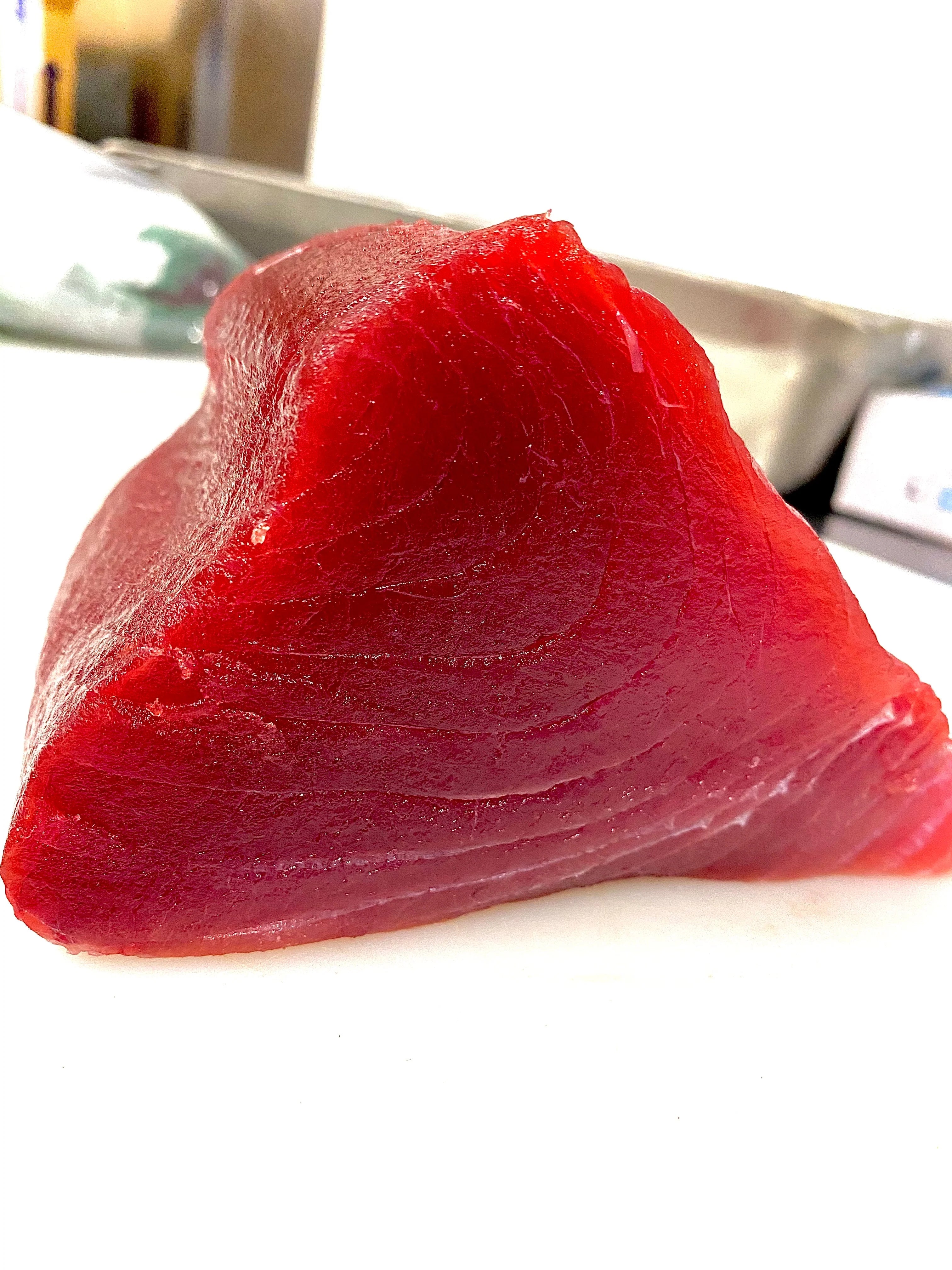 Seafood - Fresh Wild-Caught Big Eye Tuna Loin (Sushi Grade) 15lb